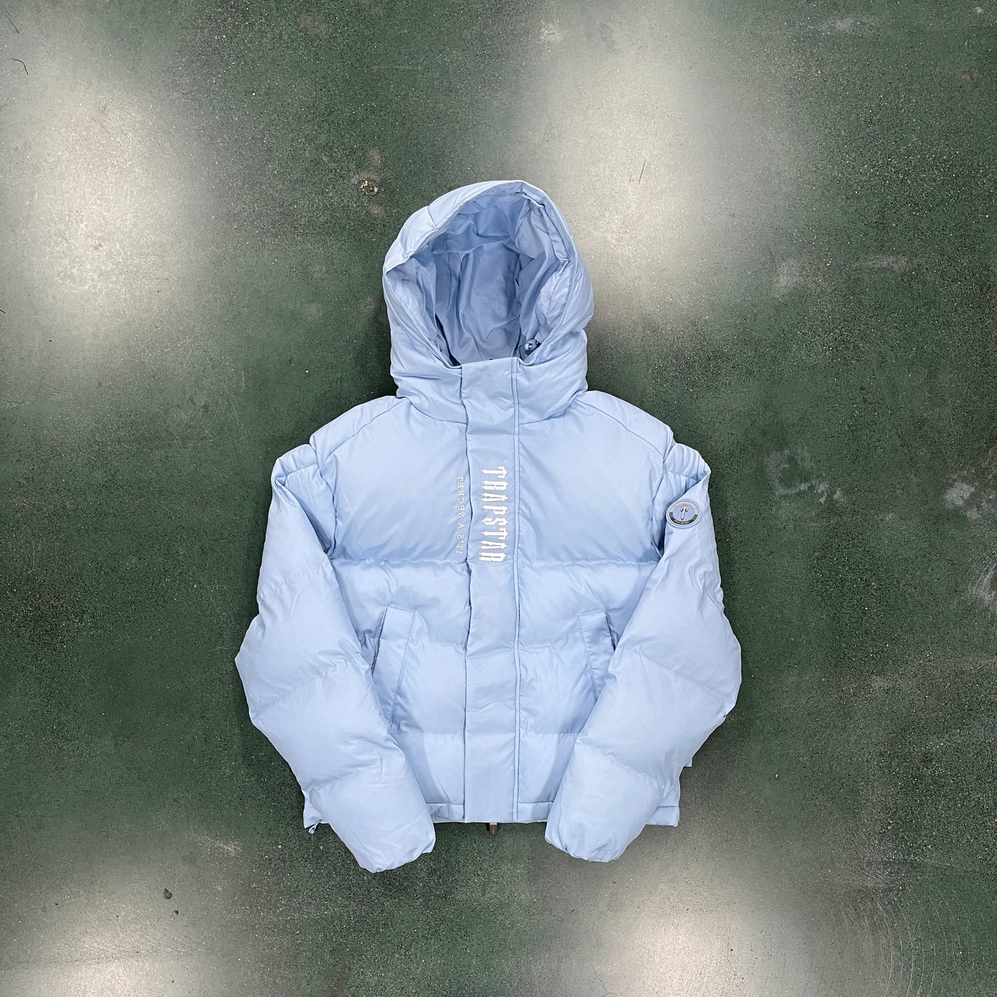 Jaqueta Trapstar “Puffer Decoded 2.0 Ice Blue”