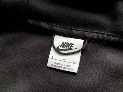 Nike Tech Fleece "Black and White"