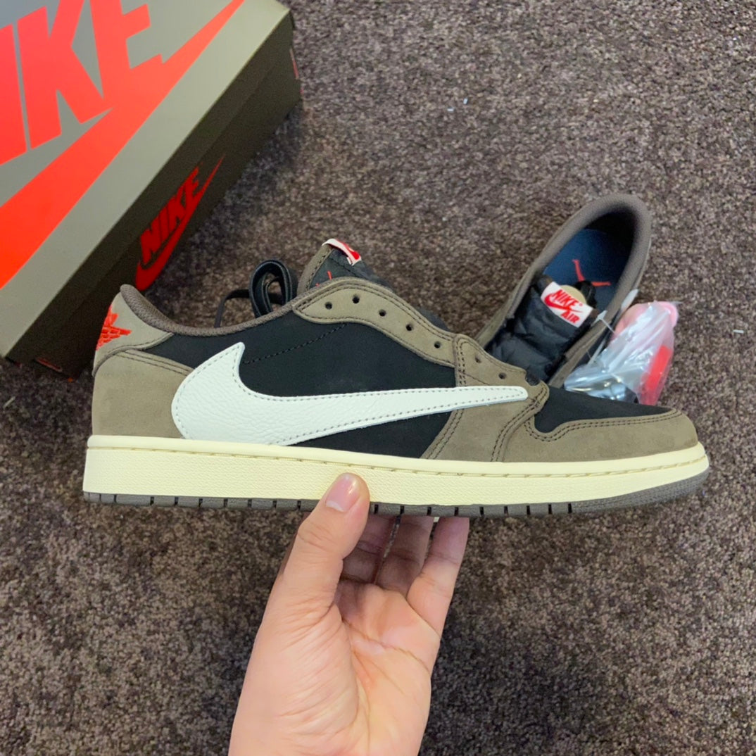 Air Jordan 1 Low "Travis Scott x Air Jordan 1 Low Retro SP Dark Mocha"