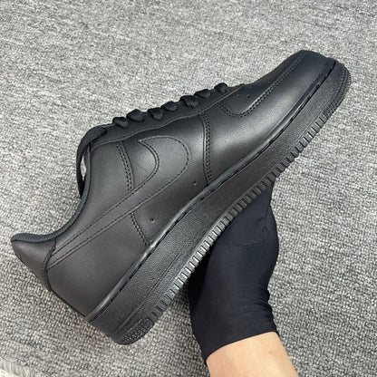 Nike Air Force 1 Low "Black"